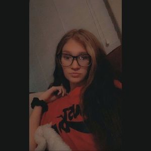 Meet your Posher, Hailey